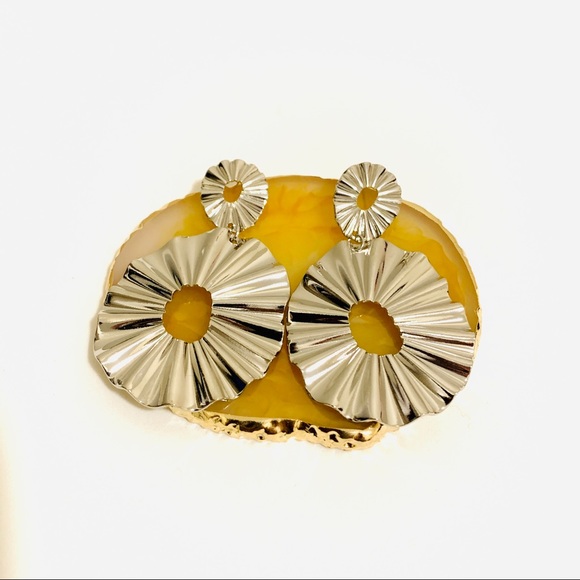 🌺silver leaf Punk hanging statement earring - Picture 9 of 12